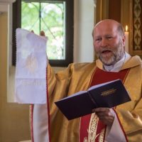 8. Mše svatá a křest