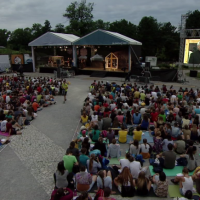 13. Českobudějovičtí biskupové na celostátním setkání mládeže