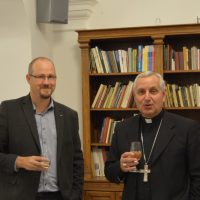 9. Otec biskup Vlastimil Kročil přijal pastorální teology