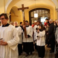 5. Udílení znamení křesťanské dospělosti – otec biskup Vlastimil Kročil