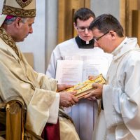 5. Jáhenské svěcení Mgr. Davida Mikluše a Bc. Pavla Bicka