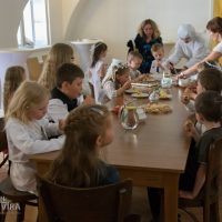 12. První svaté přijímání, katedrála sv. Mikuláše České Budějovice