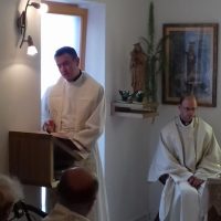 3. Mše svatá a setkání kněží – Domov sv. Františka