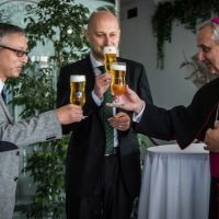 11. Žehnání limitované várky ležáku pro papeže Františka