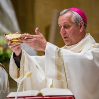 13. Noční mše svatá – Mons. Vlastimil Kročil