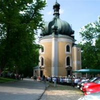 1. Mše s kardinálem Rigalim na Lomci u Vodňan