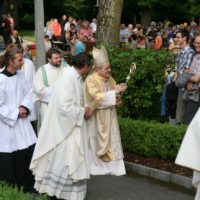 11. Mše s kardinálem Rigalim na Lomci u Vodňan