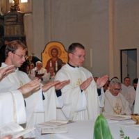 27. Kněžské svěcení