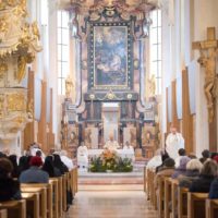 2. Mše svatá a setkání řeholníků s biskupy v katedrále Sv. Mikuláše