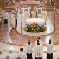 11. Mše svatá a setkání řeholníků s biskupy v katedrále Sv. Mikuláše