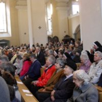 2. Poděkování za biskupskou službu Mons. Jiřího Paďoura OFMCap.