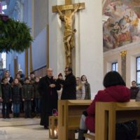 3. Předávání Betlémského světla v katedrále sv. Mikuláše