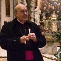 6. Předávání Betlémského světla v katedrále sv. Mikuláše