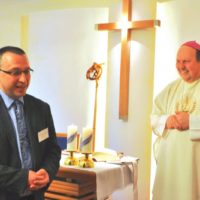 11. Fotografie z posvěcení základního kámene domu pro nemocné Alzheimerovou chorobou