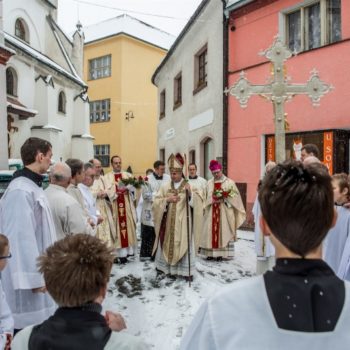 Posvěcení nového oltáře v děkanském kostele sv. Václava 7