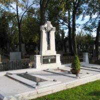 2. Rekonstrukce biskupské hrobky a kněžských hrobů