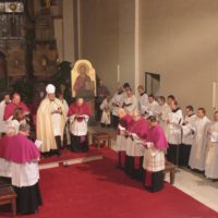 16. Nově jmenovaní kanovníci katedrální kapituly sv. Mikuláše