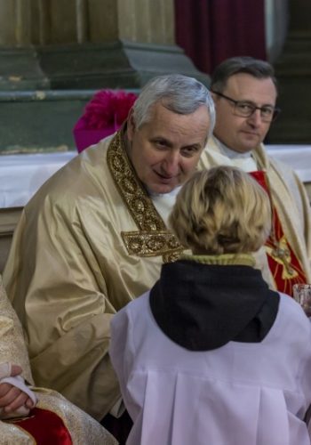 Posvěcení nového oltáře v děkanském kostele sv. Václava 5