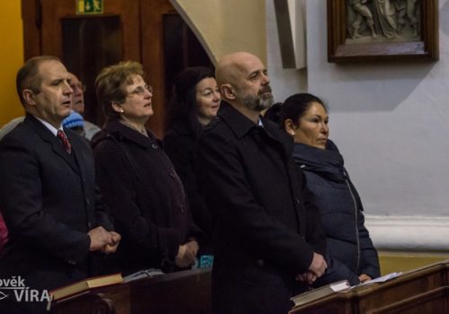 Posvěcení nového oltáře v děkanském kostele sv. Václava 3