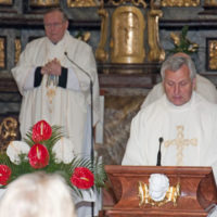 3. Několik fotografií ze života biskupa Mons. Vlastimila Kročila