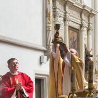 2. Udílení svátosti biřmování, J. Hradec