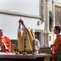 7. Udílení svátosti biřmování, J. Hradec