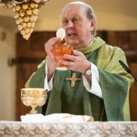 5. Lomec, mše svatá na poutním místě s biskupem Pavlem Posádem