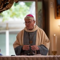 4. Lomec, mše svatá s biskupem Václavem Malým