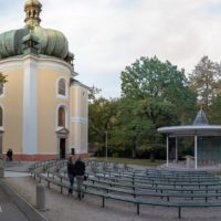 1. Lomec, mše svatá s biskupem Václavem Malým