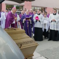 11. Zádušní mše svatá za P. Edwarda Emila Mąku