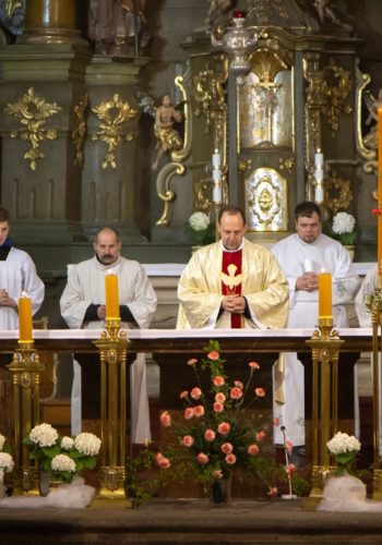 Velikonoční Vigilie se křtem – Sušice 5