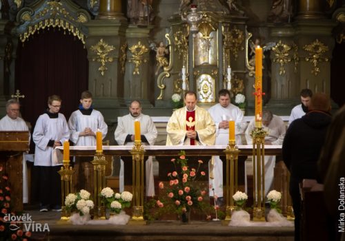 Velikonoční Vigilie se křtem – Sušice 3