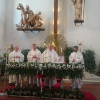 7. Udělování služeb u sv. Vojtěcha