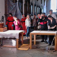 12. Vyzvednutí ostatků bl. Jindřicha Libraria