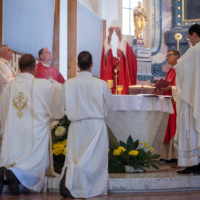 10. Svěcení trvalých jáhnů