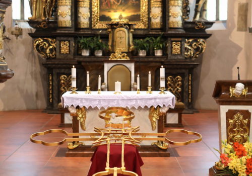 Mše svatá a žehnání kříže 3