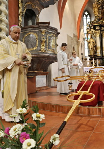 Mše svatá a žehnání kříže 5