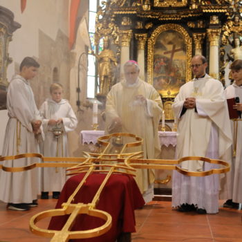 Mše svatá a žehnání kříže 6