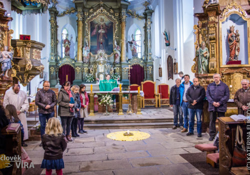 Mše svatá pro rodiny s dětmi v Sušici 3