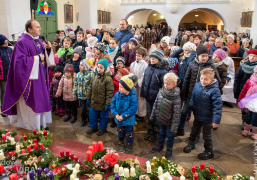 Žehnání adventních věnců a mikulášská nadílka 2