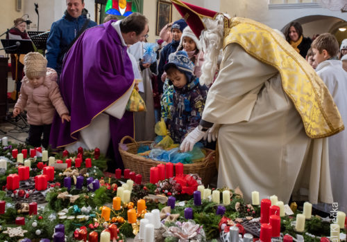 Žehnání adventních věnců a mikulášská nadílka 4