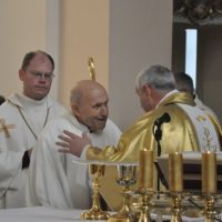 Mše svatá na poděkování za 90 let Mons. V. Kulhánka