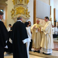 23. Instalace relikvie bl. Karla I.