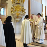 24. Instalace relikvie bl. Karla I.