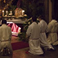 15. Třeboň: velkopáteční obřady pod širým nebem