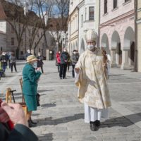 2. Třeboň: Slavnost Zmrtvýchvstání Páně pod širým nebem