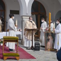 5. Třeboň: Slavnost Zmrtvýchvstání Páně pod širým nebem