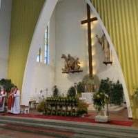 16. PRVNÍ ROZSVÍCENÍ VĚŽE A VĚŽNÍCH HODIN NA KOSTELE SV. VOJTĚCHA V Č. BUDĚJOVICÍCH