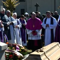 11. HARTVÍKOV: Pohřeb R. D. Jiřího CIHELNY