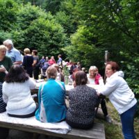 11. CHROBOLY: Malá lesní pouť